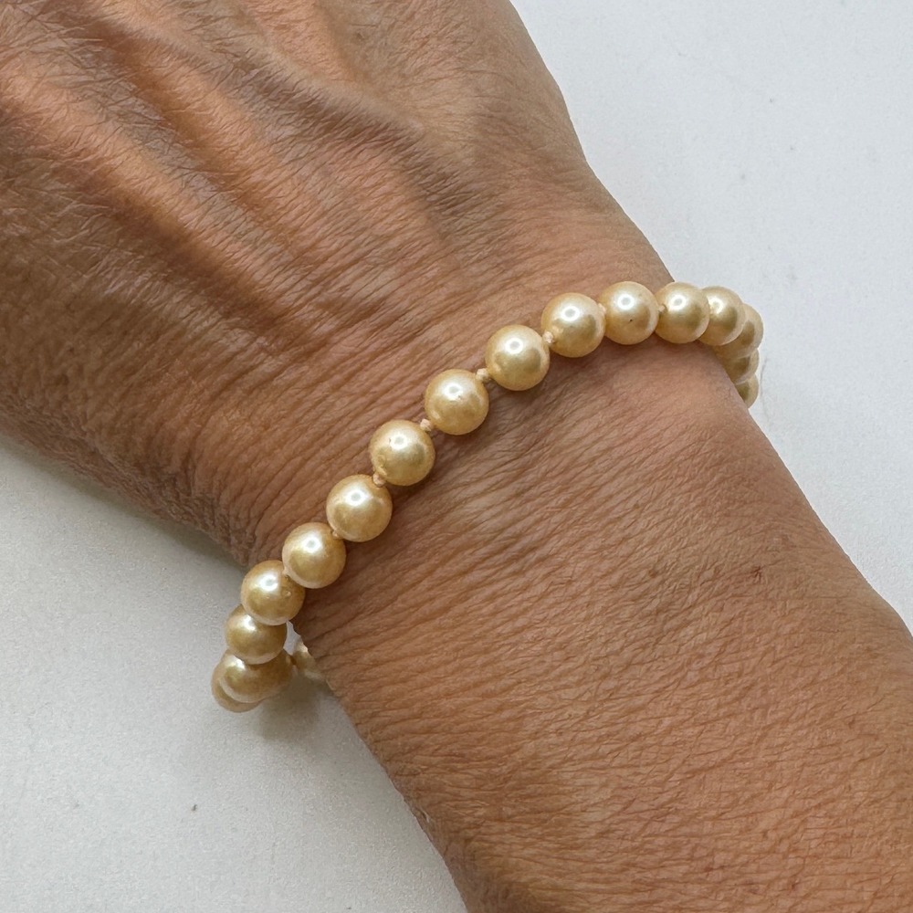 Vintage Dancraft Faux Pearl Bracelet Gold Tone Logo Charm Classic Pearlcore